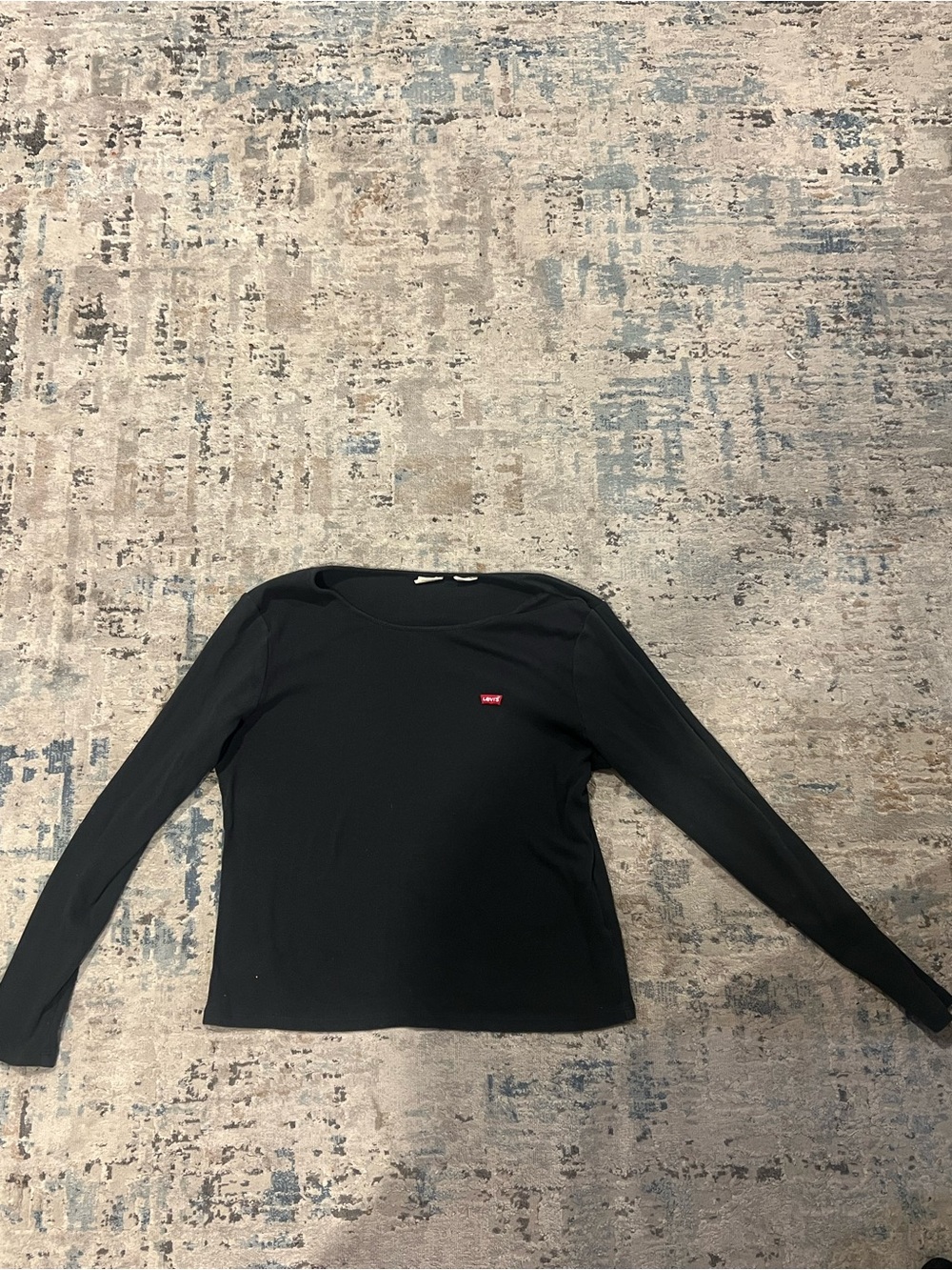 Levi's Black Long-Sleeve Crewneck Tee with Red Logo